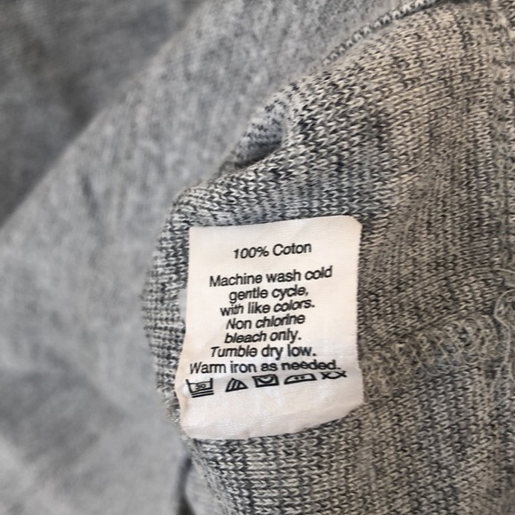 JCREW Cotton Crewneck Grey top. Grey, soft, long sleeve.Size M - Picture 5 of 8